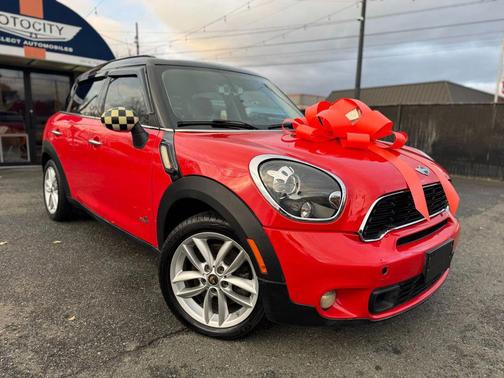 2012 MINI Cooper S Countryman Base