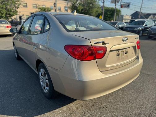Tan 2009 Hyundai ELANTRA GLS