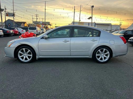 2008 Nissan Maxima SE