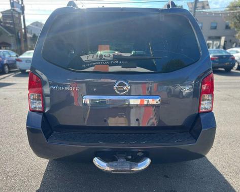 2010 Nissan Pathfinder SE
