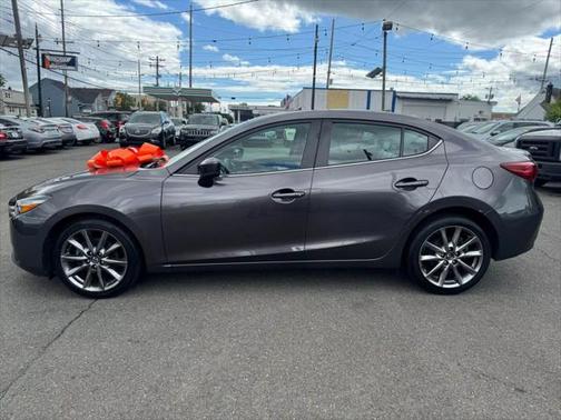 2018 Mazda Mazda3 Touring