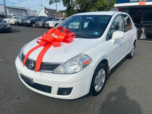 2010 Nissan Versa 1.8 S