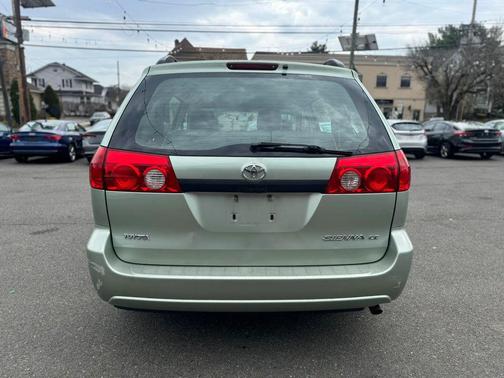 2007 Toyota Sienna CE