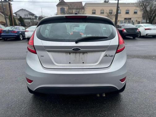 2013 Ford Fiesta SE