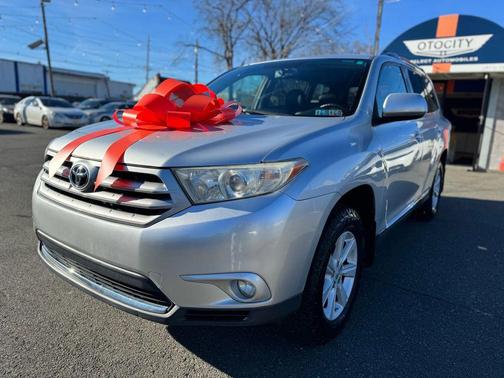 2013 Toyota Highlander SE