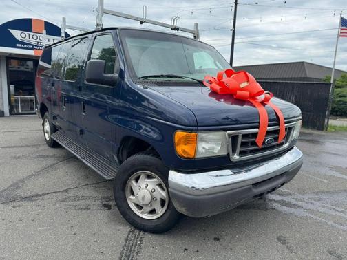 Dark Blue Pearl Clearcoat Metallic 2007 Ford E350 Super Duty XL Wagon