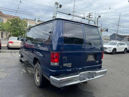 Dark Blue Pearl Clearcoat Metallic 2007 Ford E350 Super Duty XL Wagon