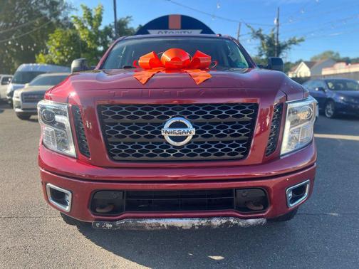 2018 Nissan Titan PRO-4X