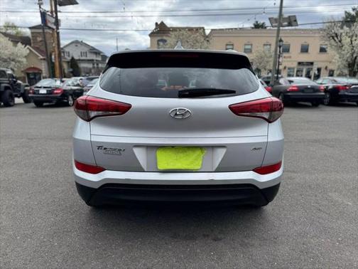 2017 Hyundai TUCSON SE Plus