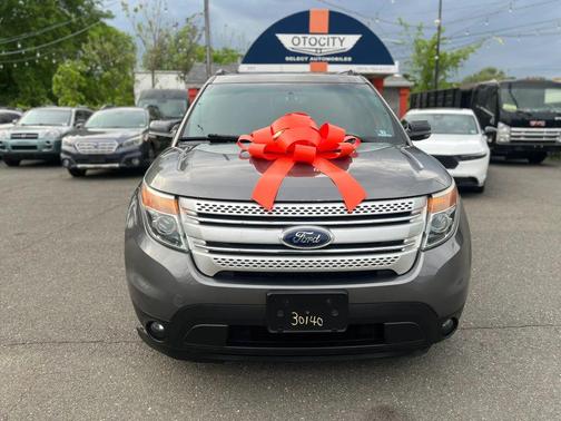Sterling Gray Metallic 2013 Ford Explorer XLT
