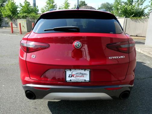 2022 Alfa Romeo Stelvio Ti