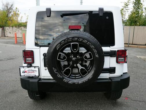 2017 Jeep Wrangler Unlimited Smoky Mountain 4x4
