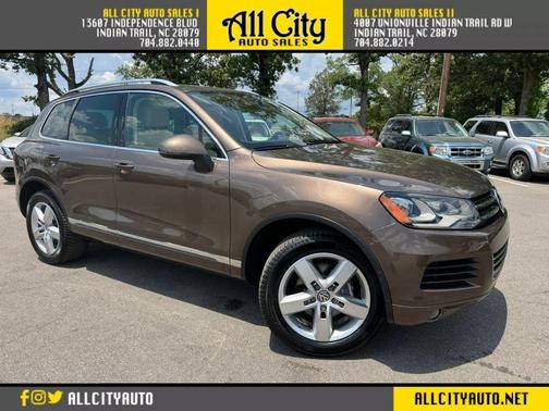 Toffee Brown Metallic 2014 Volkswagen Touareg TDI Lux