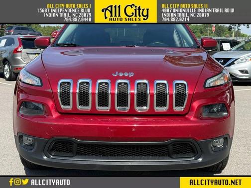 Brilliant Black Crystal Pearlcoat 2014 Jeep Cherokee Sport