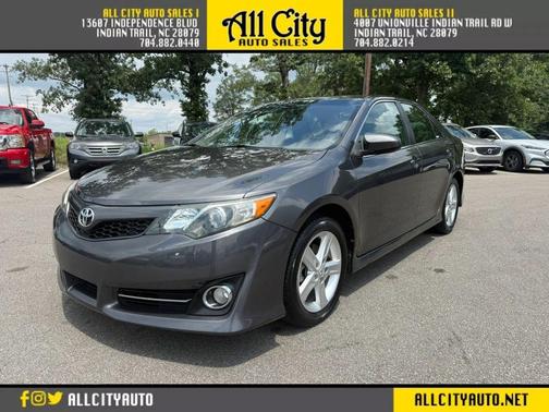 Magnetic Gray Metallic 2013 Toyota Camry SE