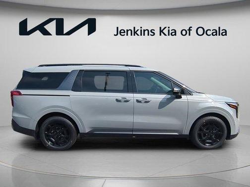 Ceramic Silver 2026 Kia Carnival Hybrid SX Prestige