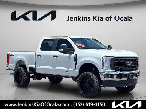 Oxford White 2025 Ford F-350 XL