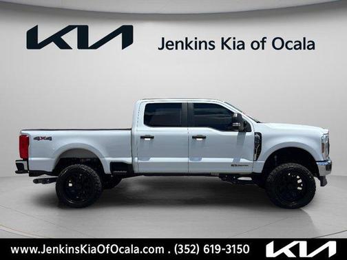 Oxford White 2025 Ford F-350 XL
