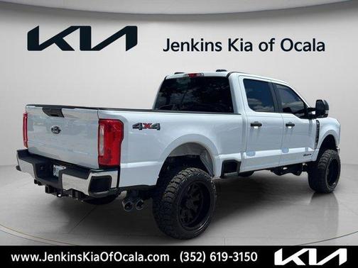 Oxford White 2025 Ford F-350 XL