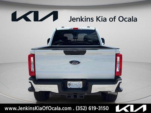 Oxford White 2025 Ford F-350 XL