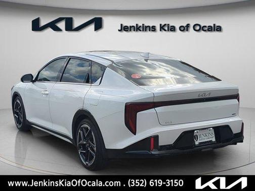 2026 Kia K4 GT-LINE