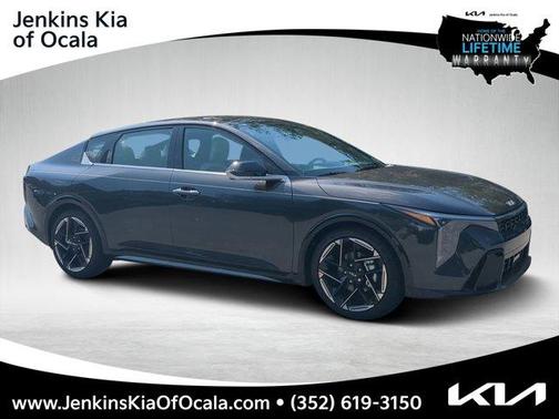 2025 Kia K4 GT-Line