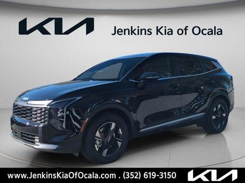 Ebony Black 2026 Kia Sportage LX