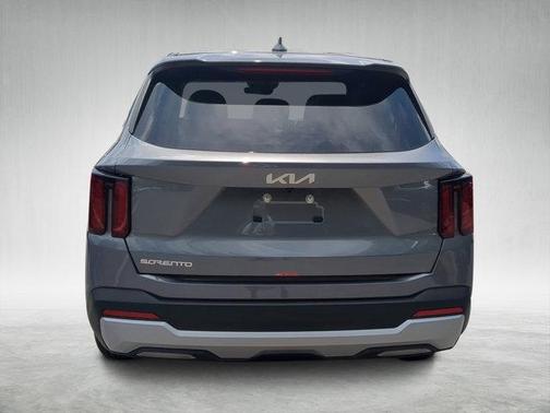 2025 Kia Sorento LX