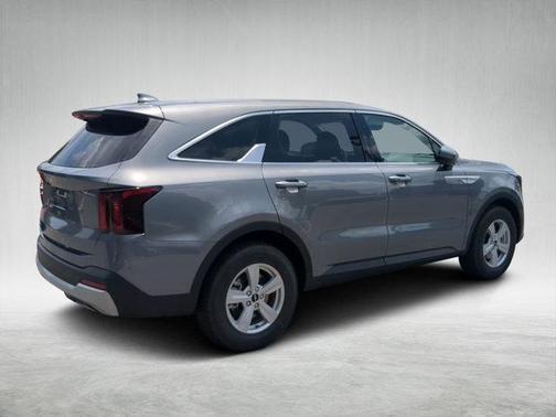 2025 Kia Sorento LX