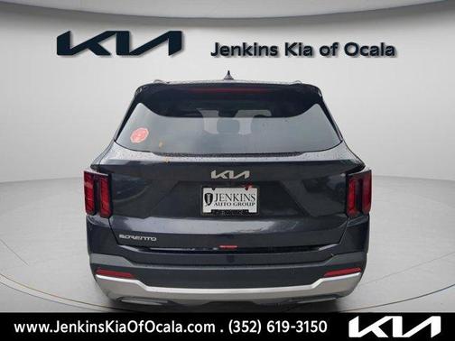 2026 Kia Sorento S