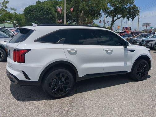 2023 Kia Sorento SX