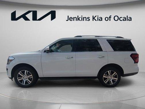 Oxford White 2024 Ford Expedition Limited