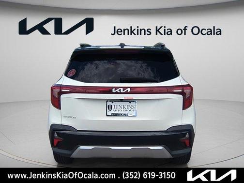 Clear White / Black Roof 2026 Kia Seltos S