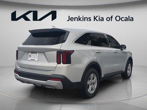 Ivory Silver 2026 Kia Sorento LX