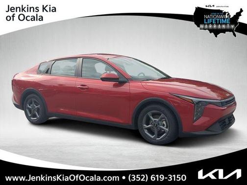 2025 Kia K4 LXS