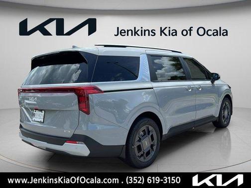 Ceramic Silver 2026 Kia Carnival Hybrid EX