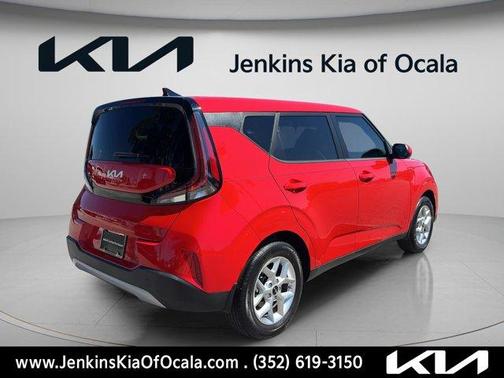 Inferno Red 2023 Kia Soul LX