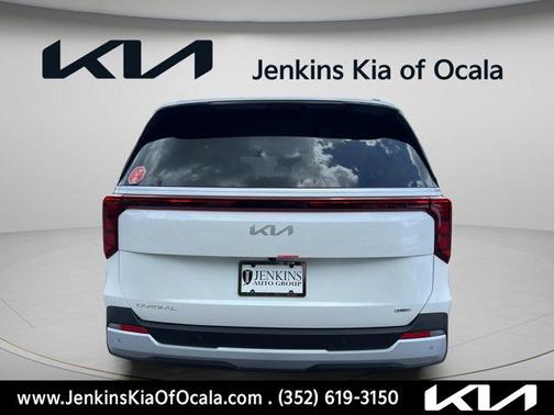 Snow White Pearl 2026 Kia Carnival Hybrid EX