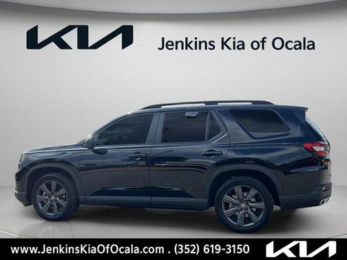 Black 2025 Honda Pilot Sport