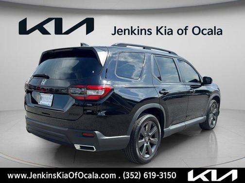 Black 2025 Honda Pilot Sport