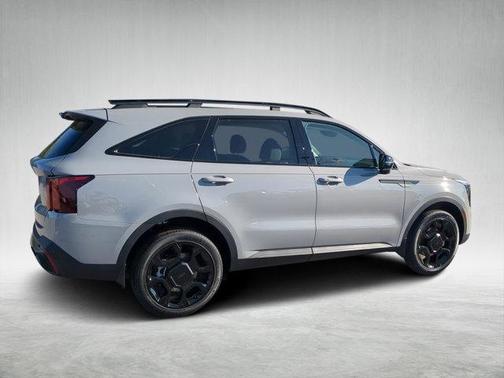 2025 Kia Sorento X-Line EX