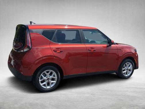 2025 Kia Soul S