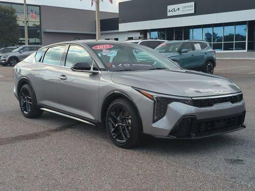 2025 Kia K4 GT-Line Turbo