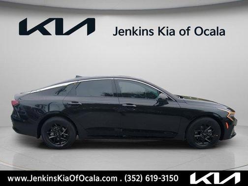 Aurora Black Pearl 2026 Kia K5 LXS