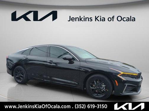 Aurora Black Pearl 2026 Kia K5 LXS