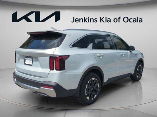 Ivory Silver 2026 Kia Sorento S