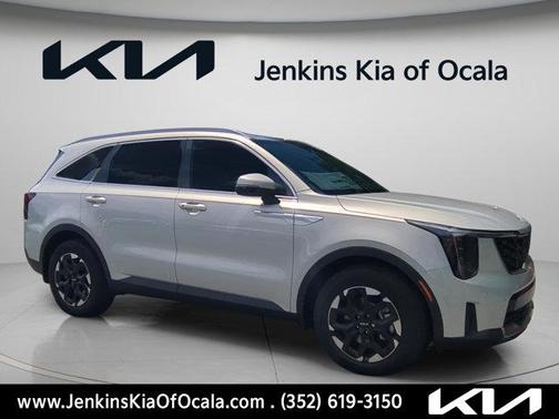 Ivory Silver 2026 Kia Sorento S