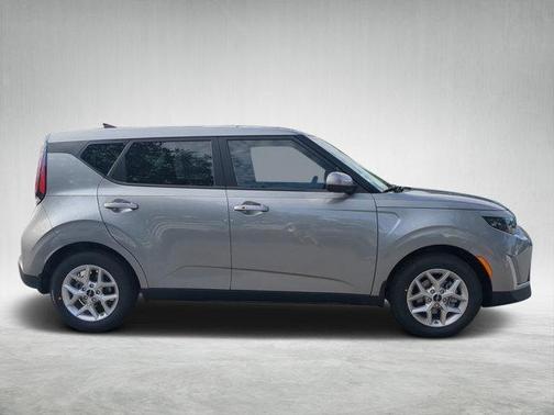 2025 Kia Soul S