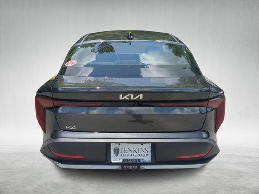 2025 Kia K4 LX
