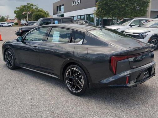 2025 Kia K4 GT-Line